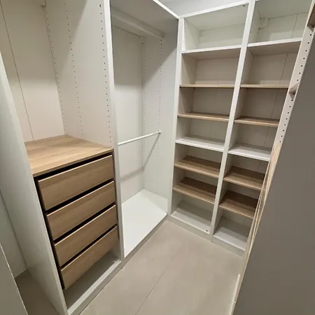 Neuf Apartment