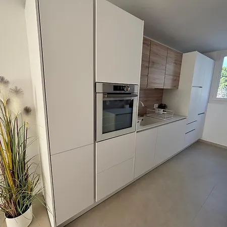 Neuf Apartment *